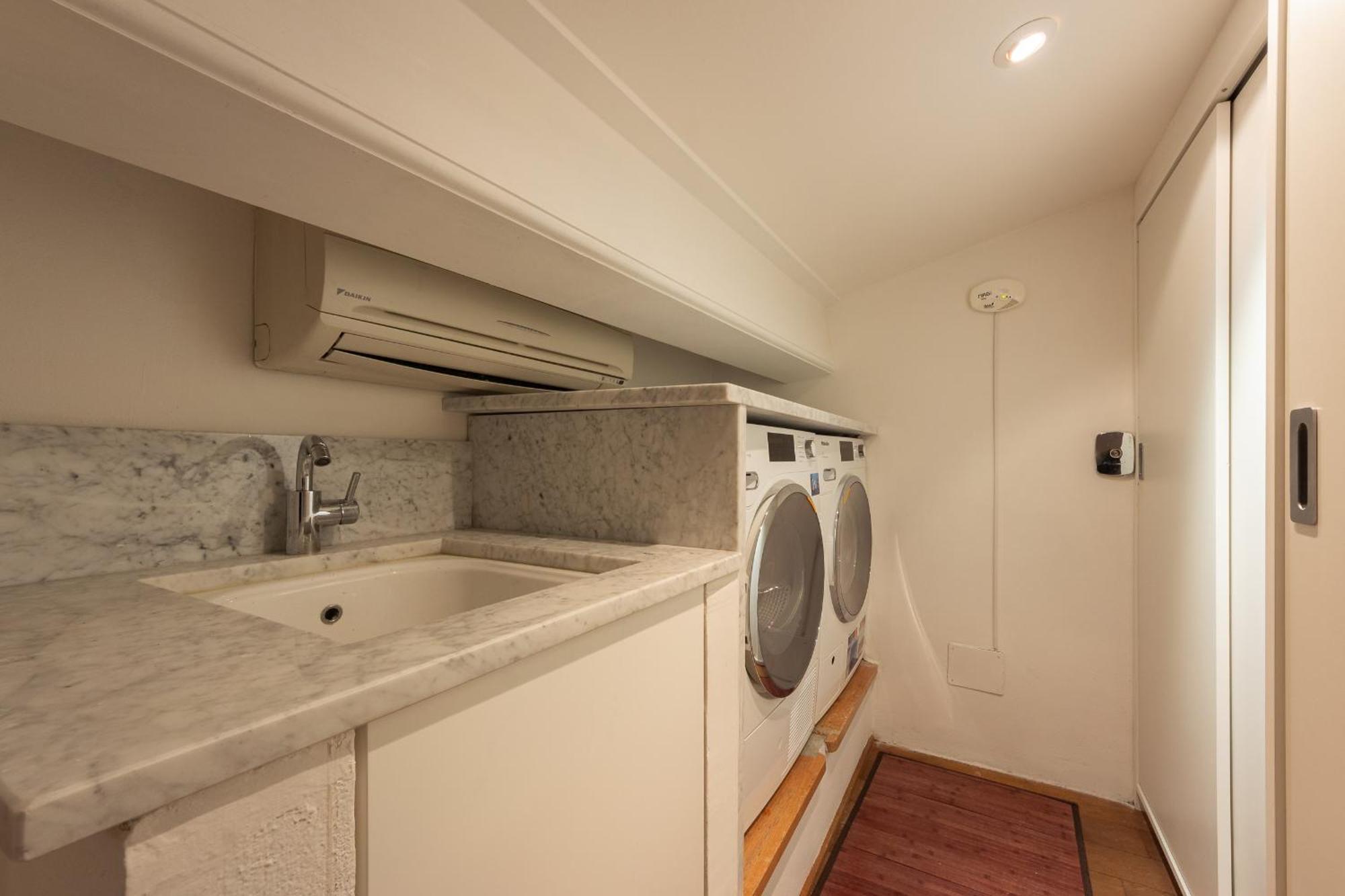 Appartement Borgo Tegolaio Terrace à Florence Extérieur photo